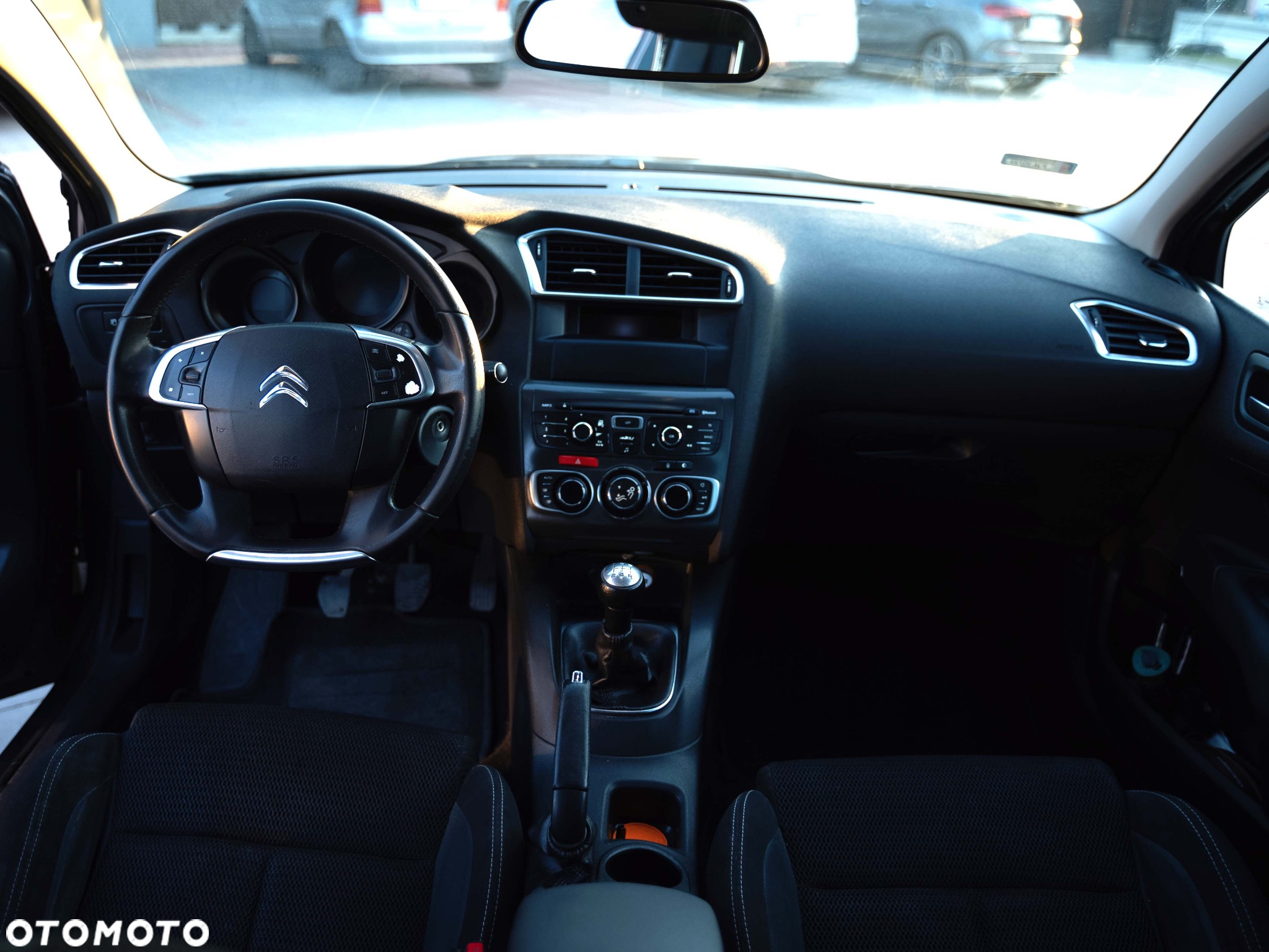 Citroën C4 1.6 HDi Attraction - 6