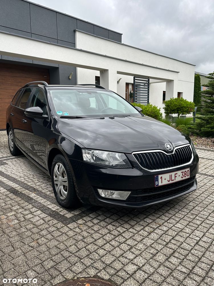 Skoda Octavia 1.6 TDI Solution - 2