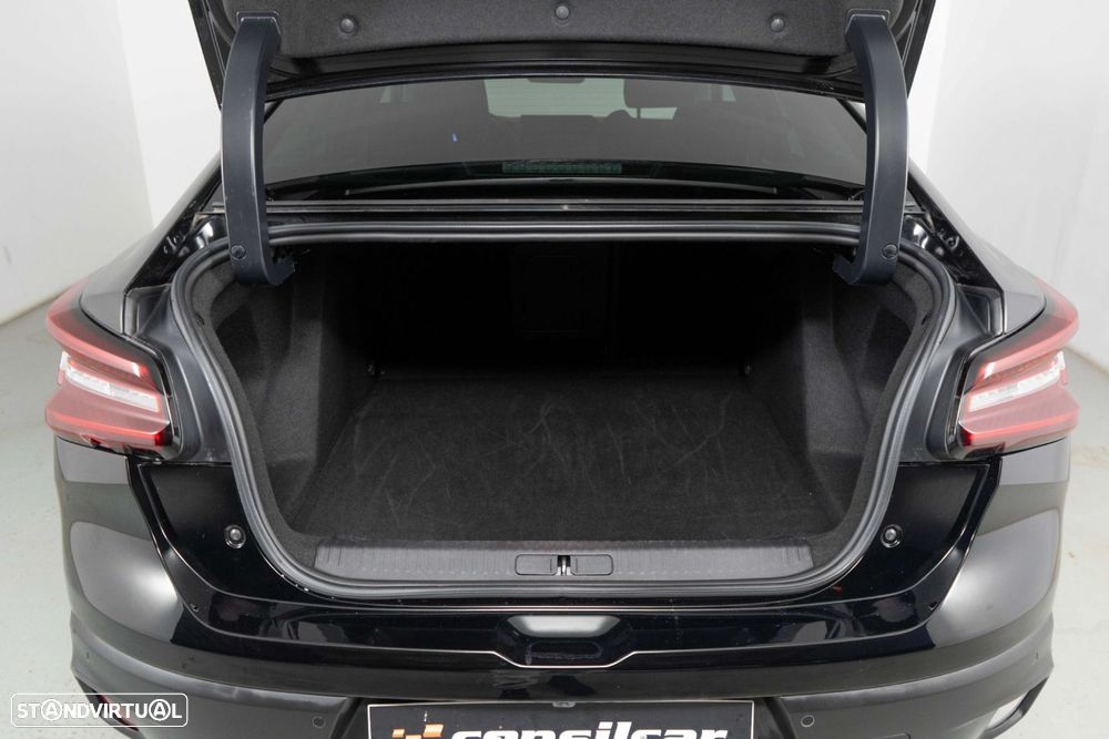 Citroën C4 X 1.2 PureTech Shine EAT8 - 12