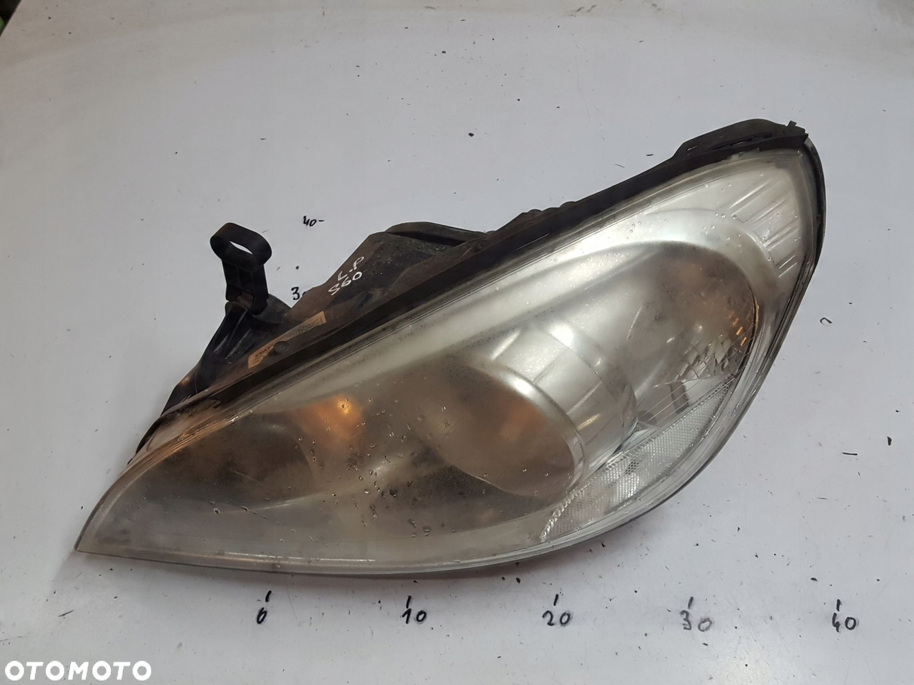 VOLVO S60 II V60 10-13r LAMPA LEWA PRZÓD ANGLIK 31299996 - 3