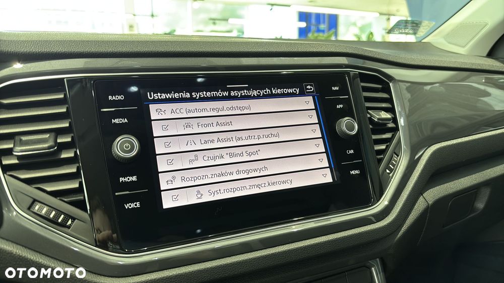 Volkswagen T-Roc 1.5 TSI GPF ACT Premium DSG - 26