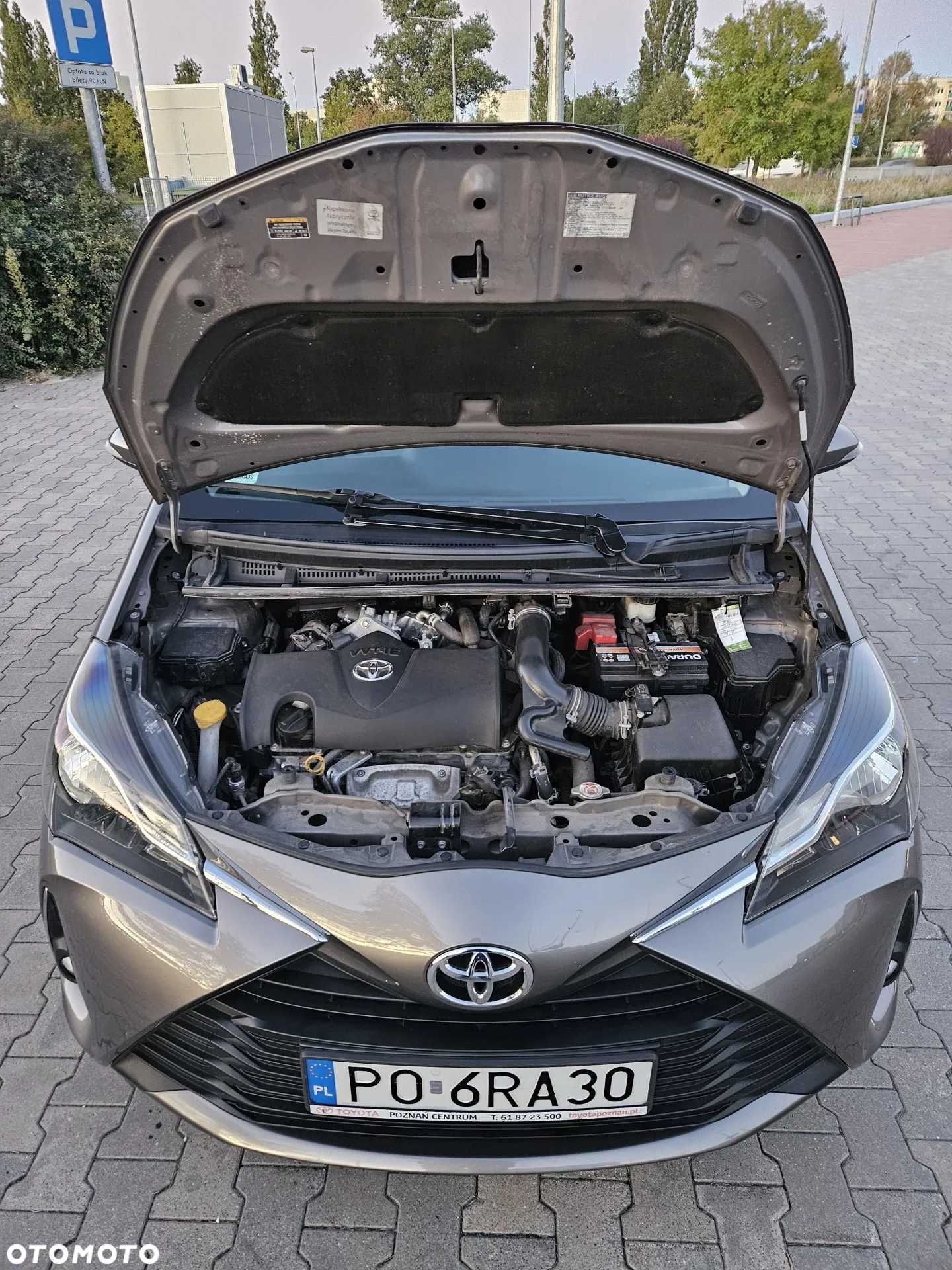 Toyota Yaris 1.5 Premium CVT - 23