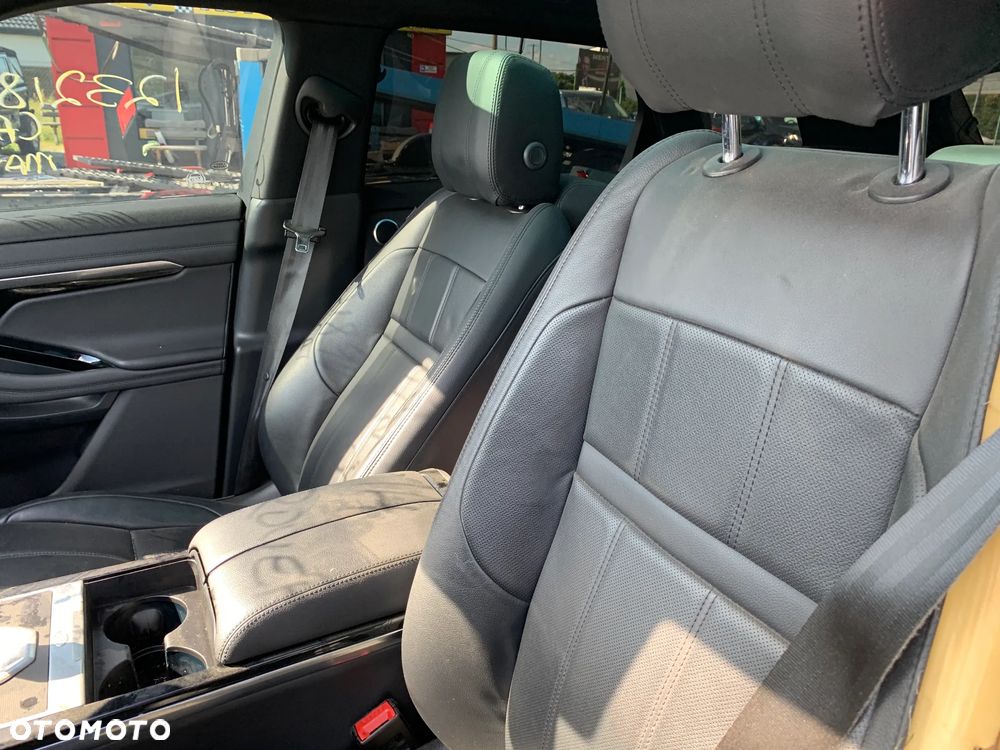 Land Rover Range Rover Evoque P250 Dynamic SE - 13