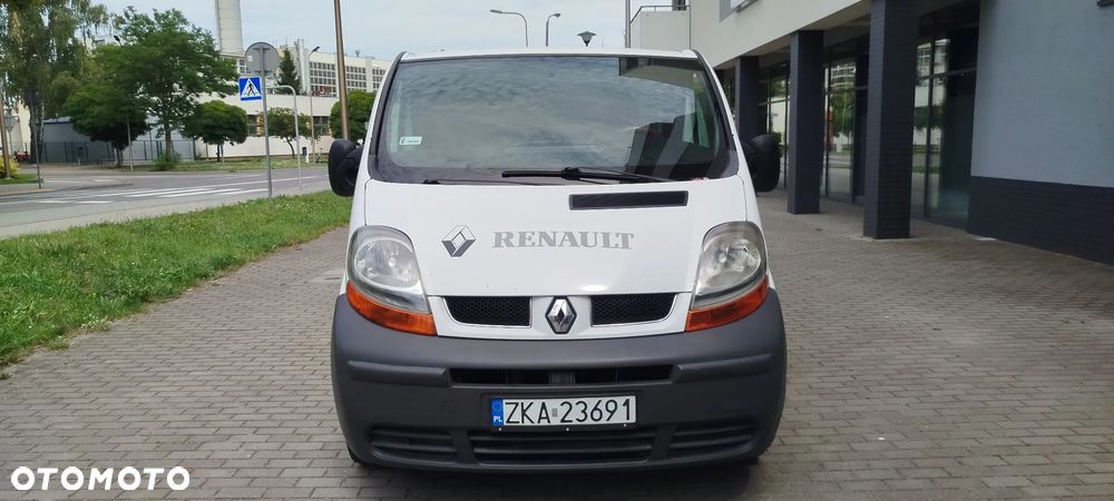 Renault Trafic - 11