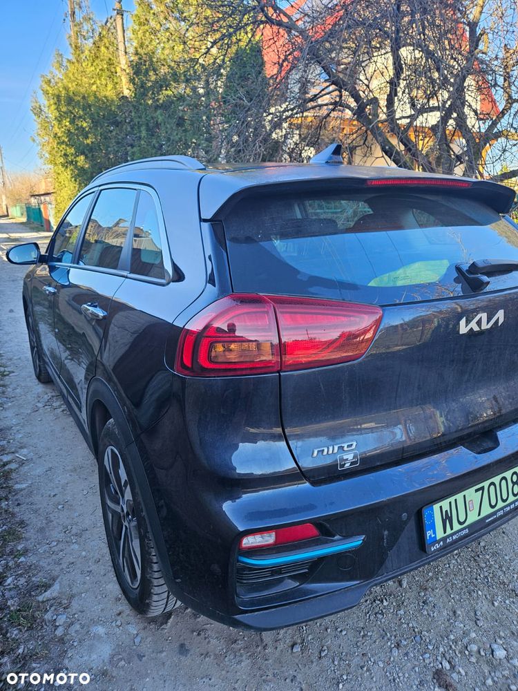 Kia Niro 64kWh L - 9