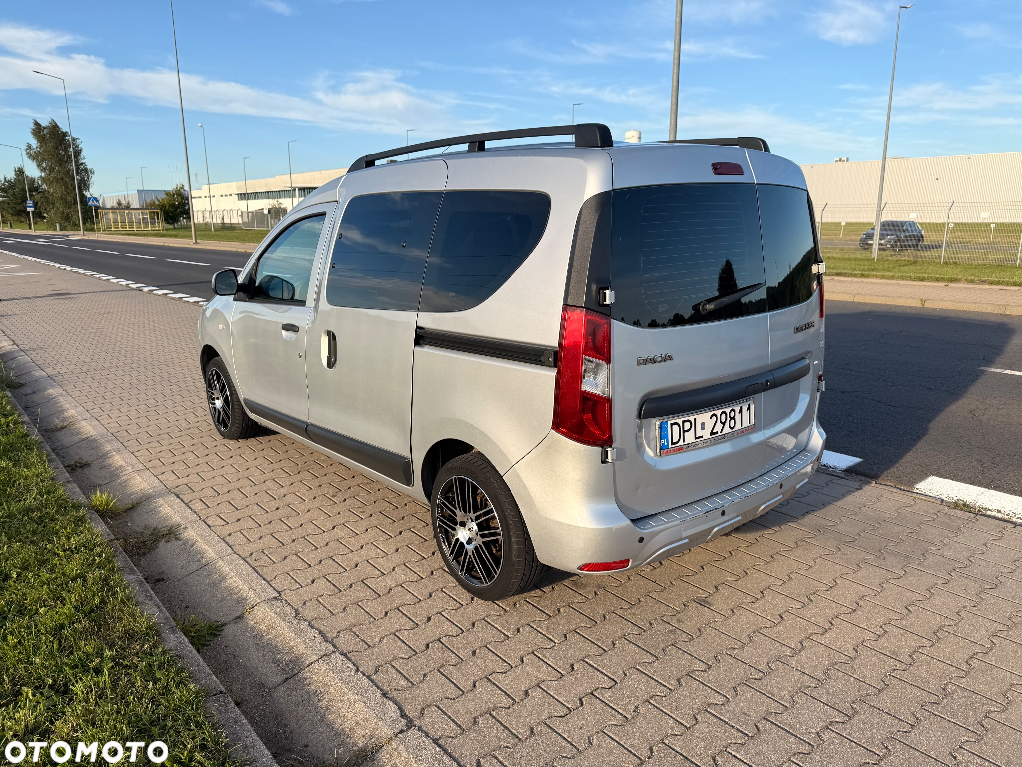 Dacia Dokker 1.6 SCe Laureate - 4