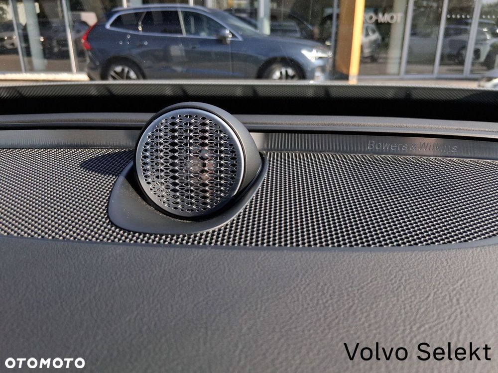 Volvo XC 90 - 21