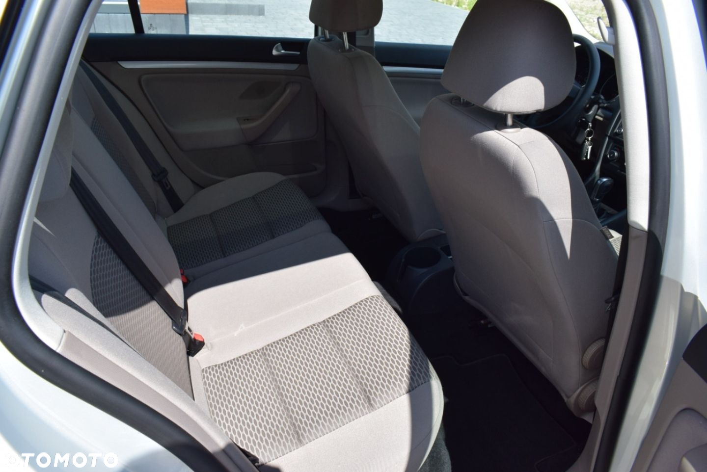 Volkswagen Golf - 21