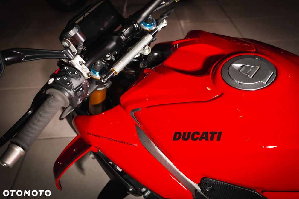 Ducati Streetfighter V4 - 16