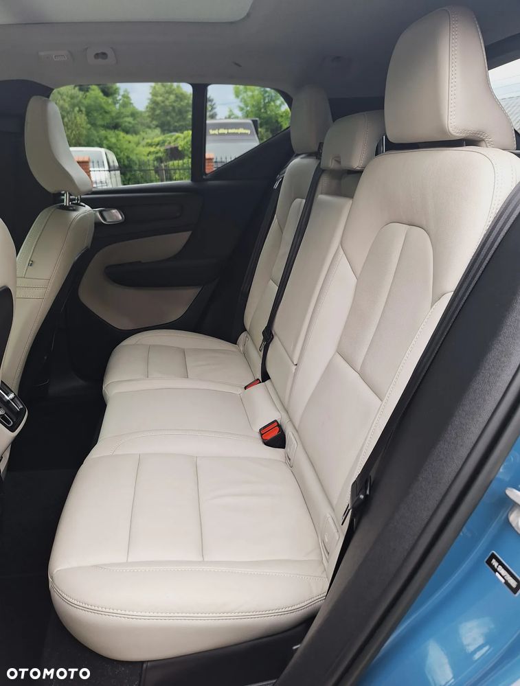Volvo XC 40 B5 AWD Ultimate Bright - 16