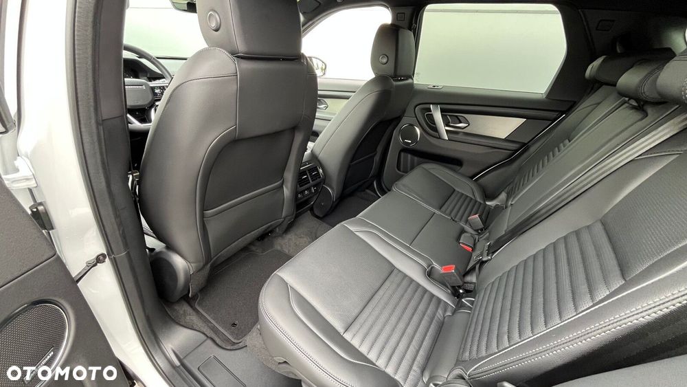 Land Rover Discovery Sport - 10