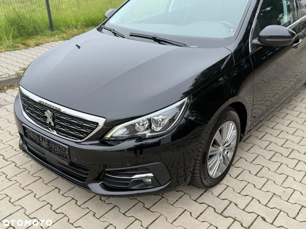 Peugeot 308 1.5 BlueHDi Allure S&S - 8