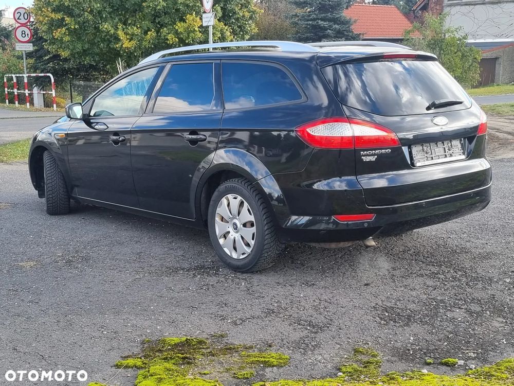 Ford Mondeo 2.0 TDCi Ghia - 6