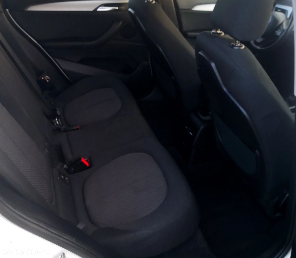 BMW X1 sDrive18i Advantage - 8