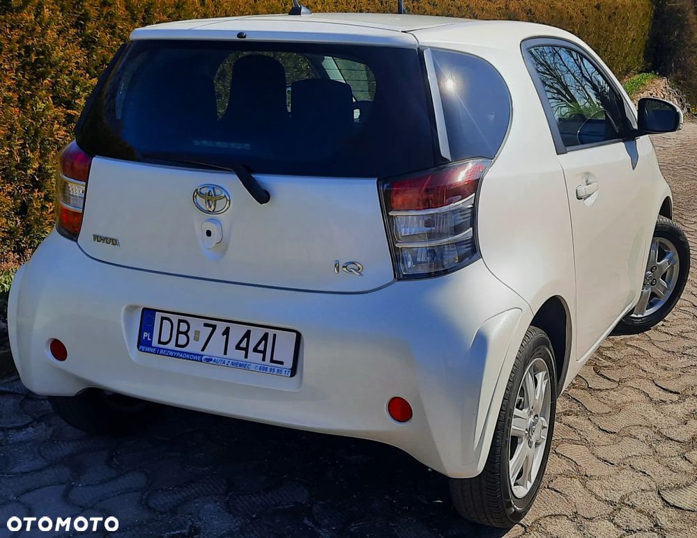 Toyota iQ 1.0 Sol EU5 - 3