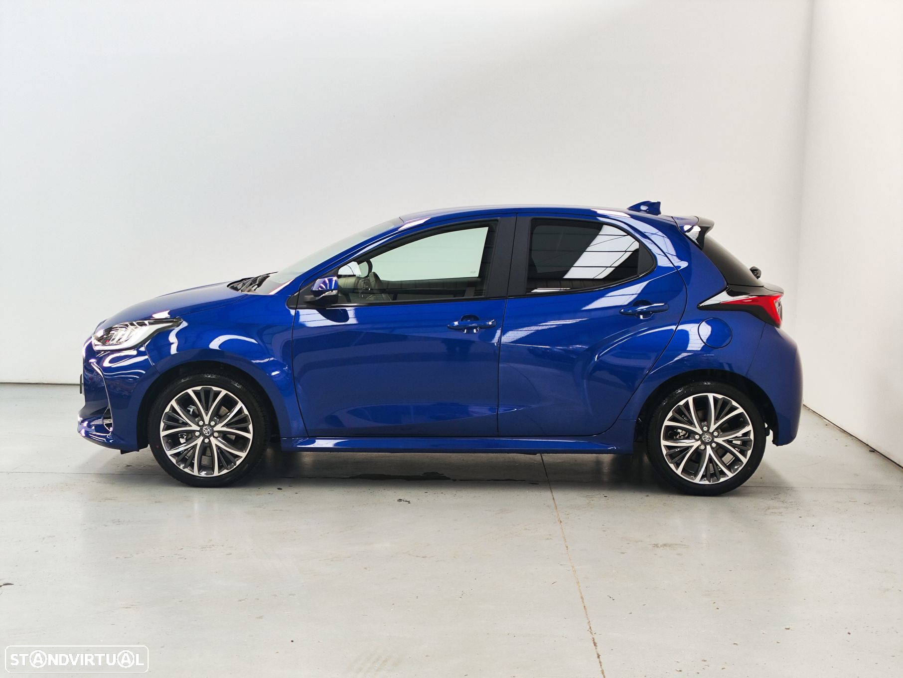 Toyota Yaris 1.5 HDF Luxury - 3