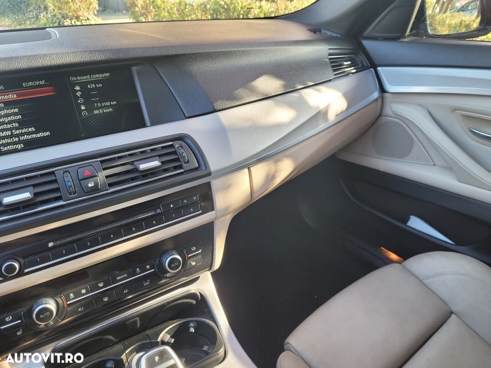 BMW Seria 5 525d xDrive - 3