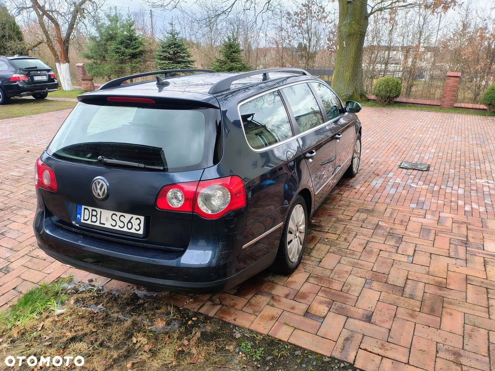Volkswagen Passat 2.0 TDI Comfortline - 5