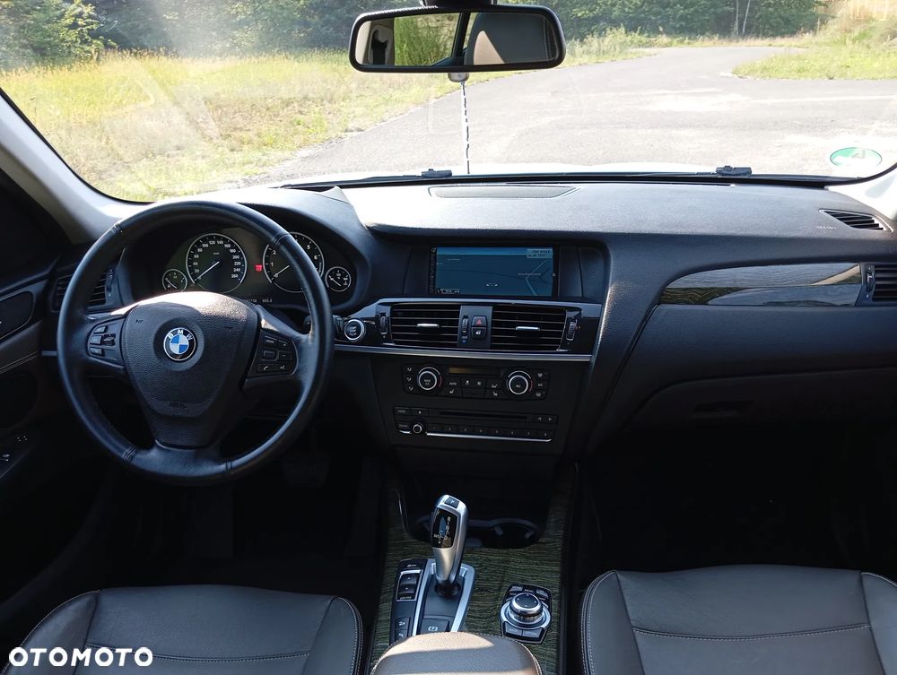 BMW X3 28i xDrive - 8