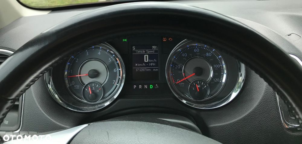 Chrysler Town & Country 3.6 Touring - 4