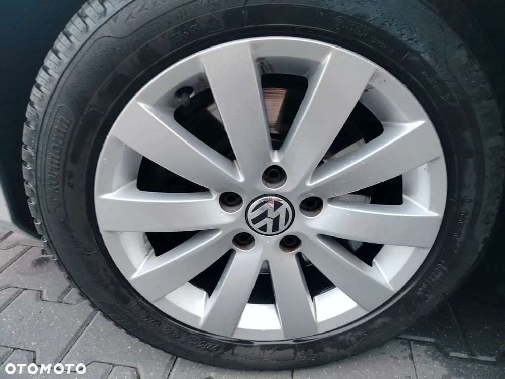 Volkswagen Passat - 6