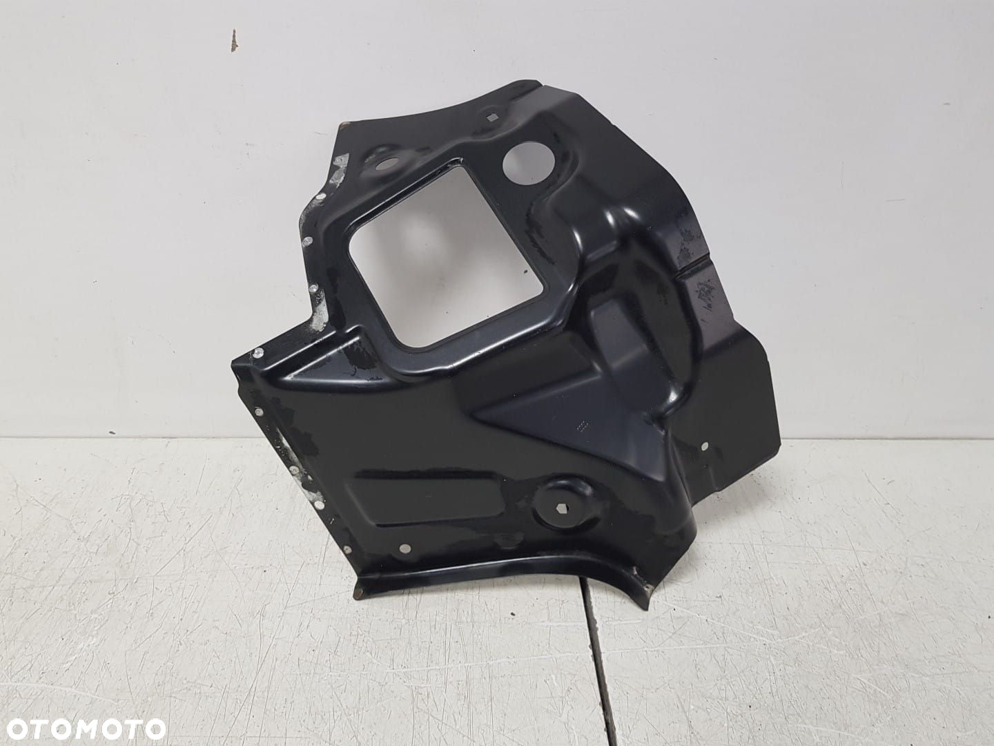 NOWY NAROŻNIKA OKULAR BŁOTNIKA MOCOWANIE WSPORNIK LAMPY LEWY TYLNEJ TYŁ AUDI Q5 09-17 8R0809649B - 2