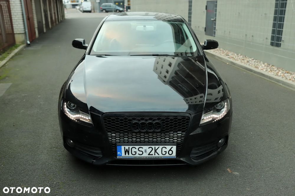 Audi A4 Limousine - 23