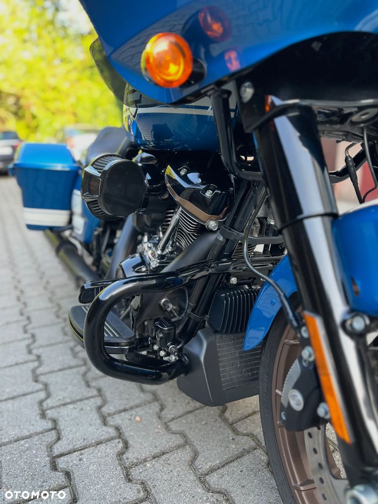 Harley-Davidson Touring Road Glide - 13