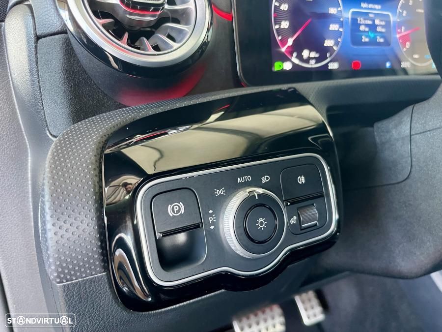 Mercedes-Benz A 200 Limousine 7G-DCT AMG Line Advanced - 16