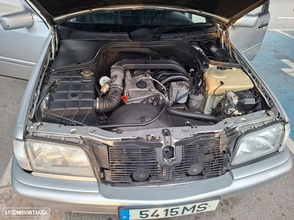 Mercedes-Benz C 220 D Elegance - 12