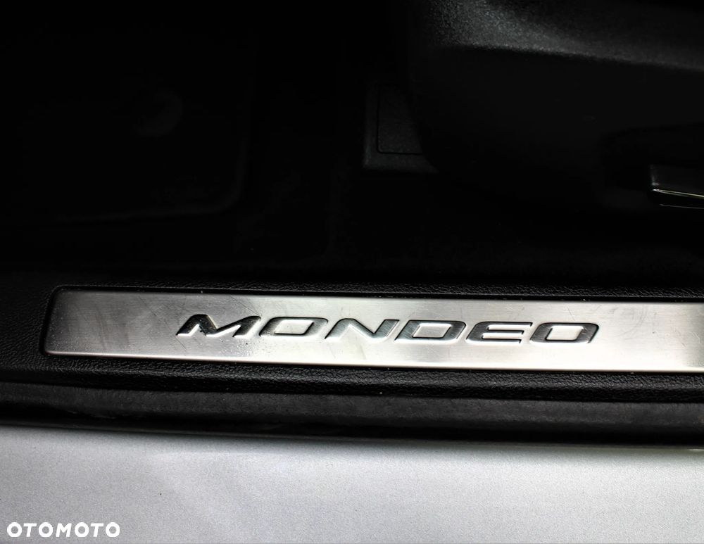 Ford Mondeo 2.0 EcoBlue Titanium - 40