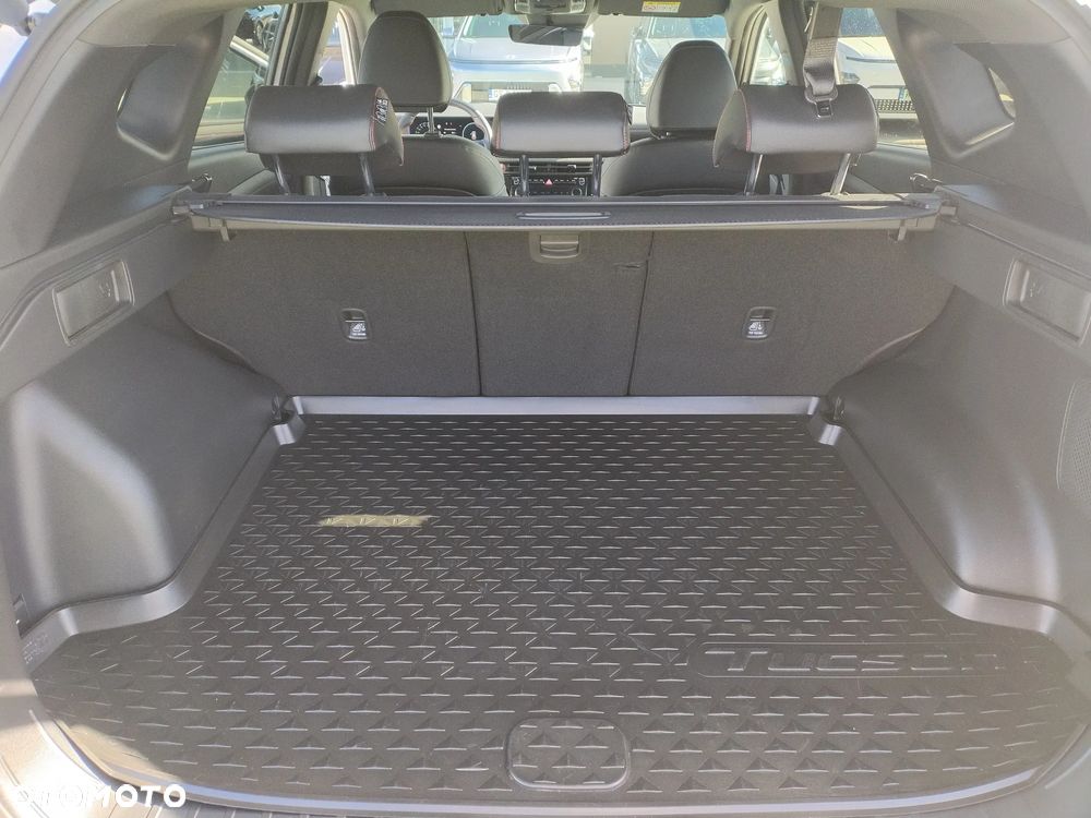 Hyundai Tucson 1.6 T-GDi HEV N-Line 2WD - 17