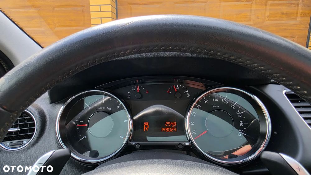 Peugeot 3008 e-HDi FAP 115 EGS6 Stop&Start Allure - 30