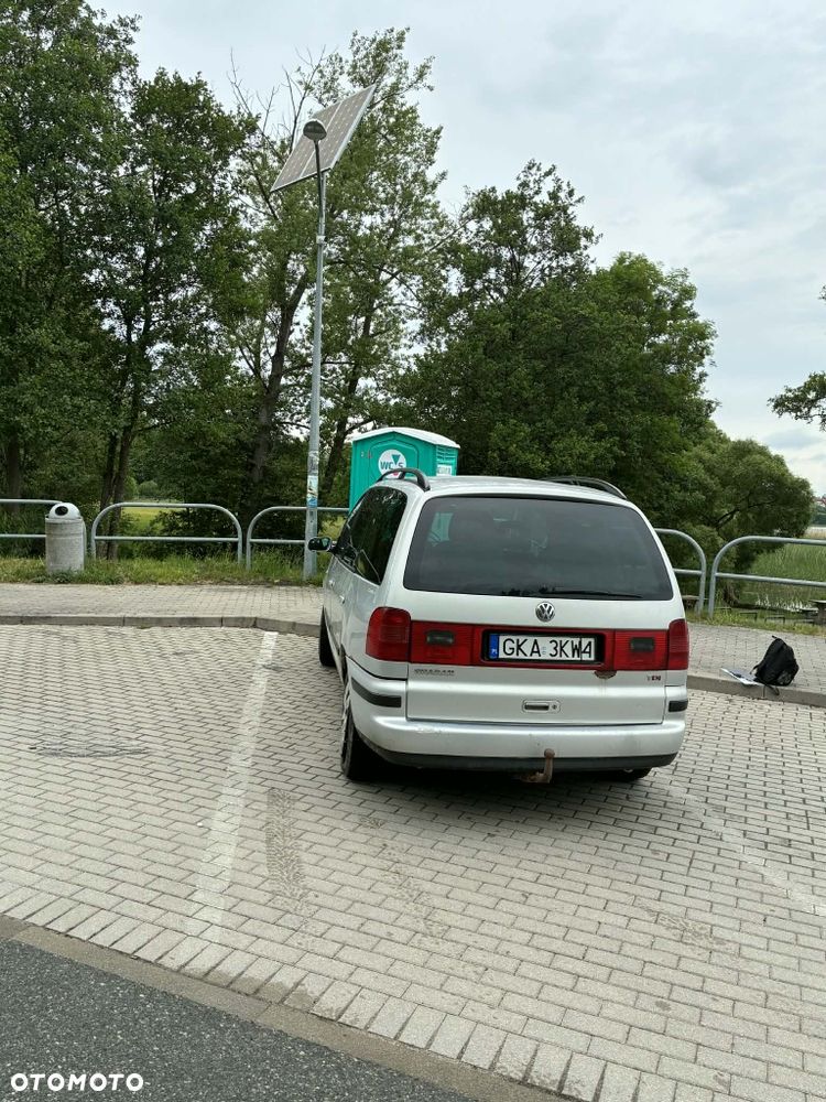 Volkswagen Sharan - 4