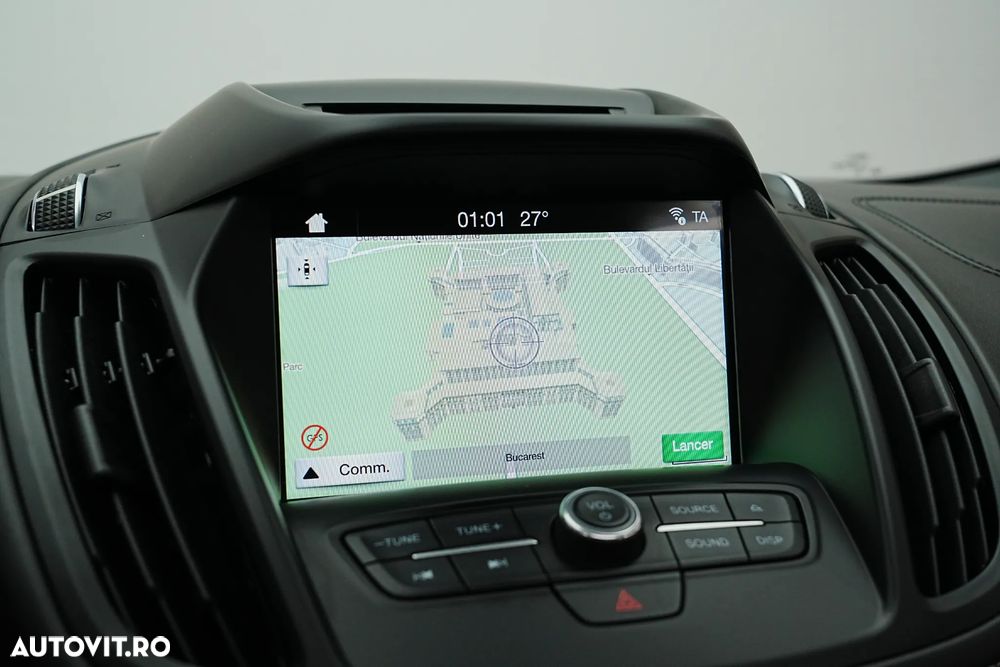 Ford Kuga 2.0 TDCi 4WD Powershift Vignale - 30