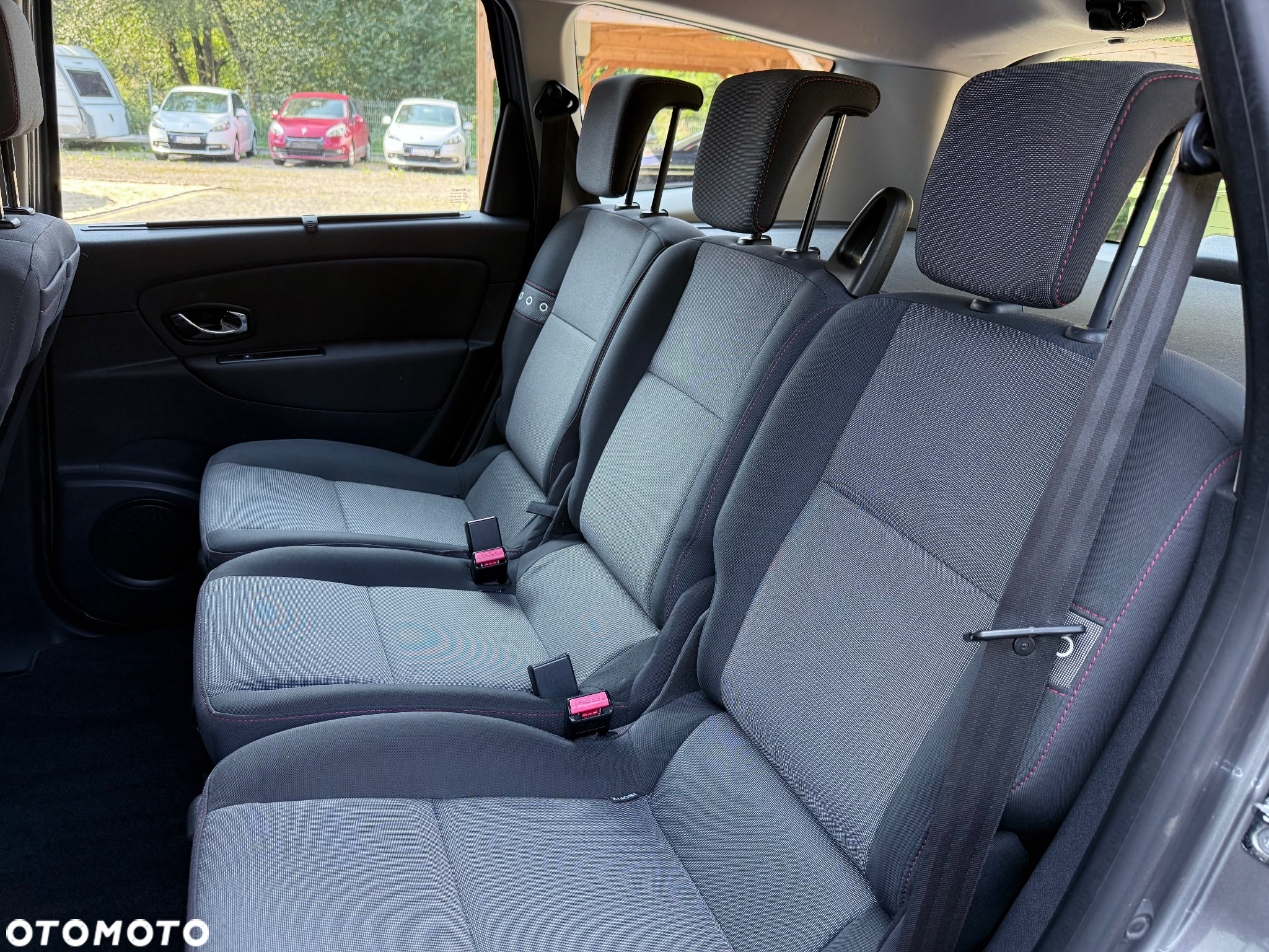 Renault Grand Scenic 1.6 16V 110 Paris - 28