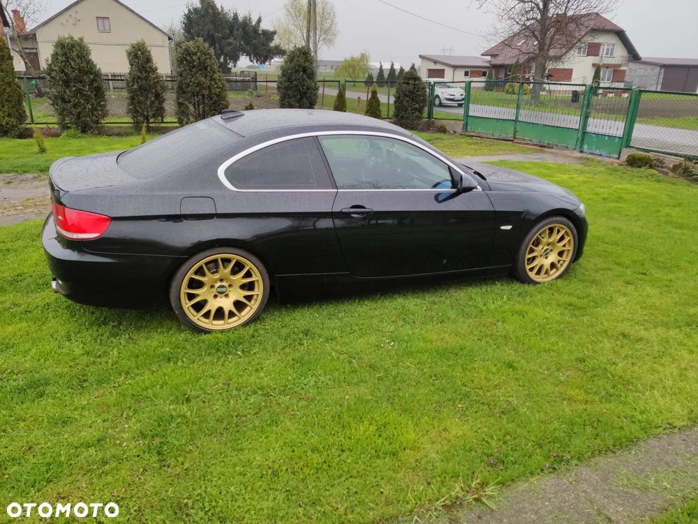BMW Seria 3 335d - 2