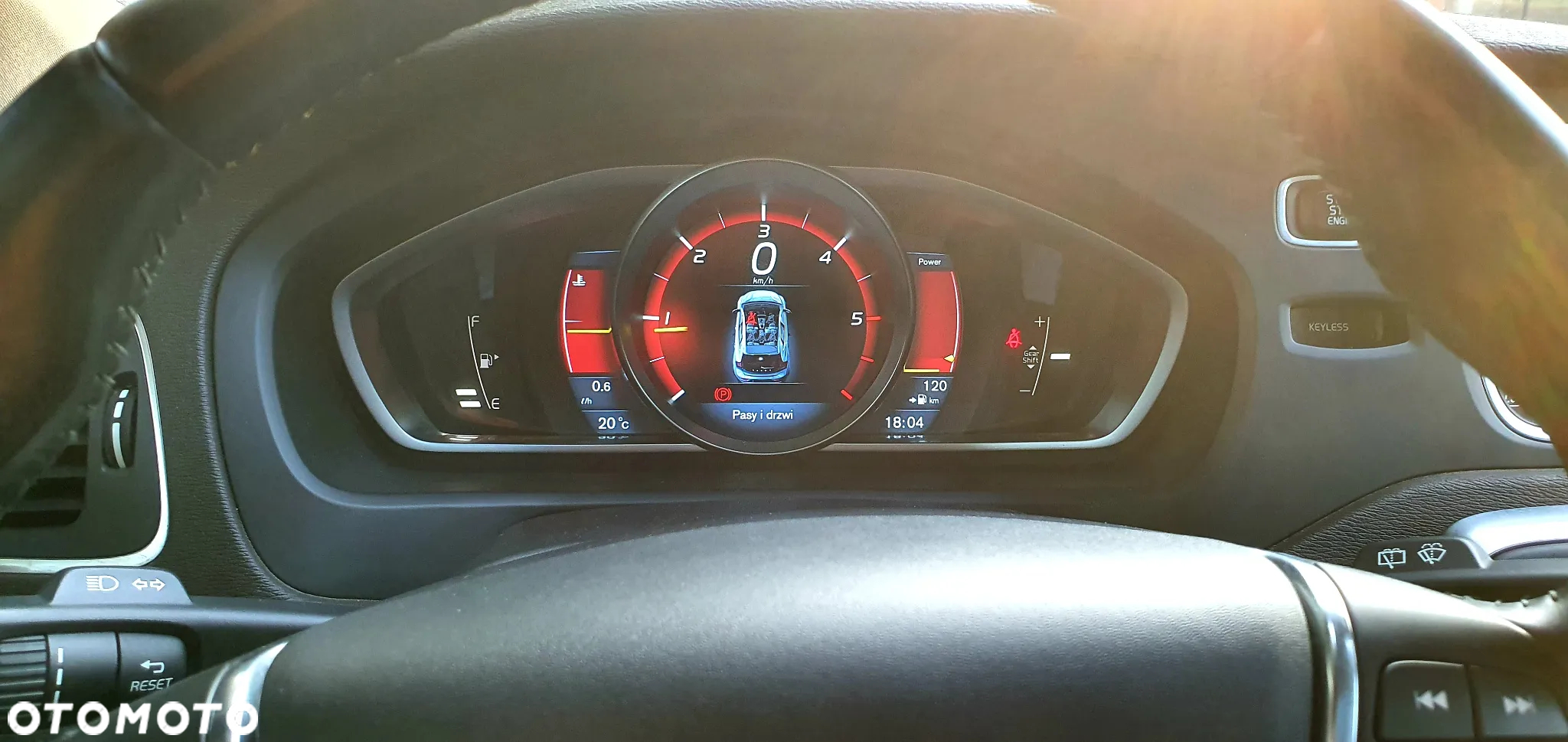 Volvo V40 D2 Summum - 22