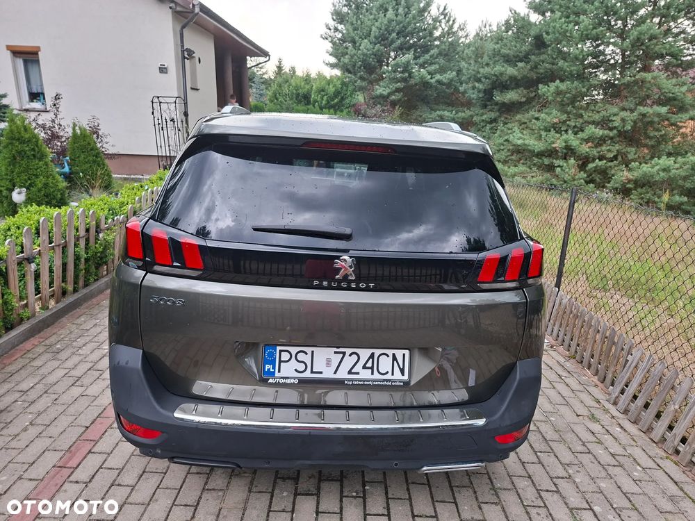 Peugeot 5008 - 10