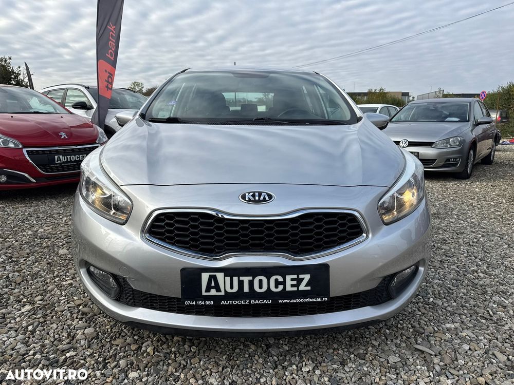 Kia Ceed - 4