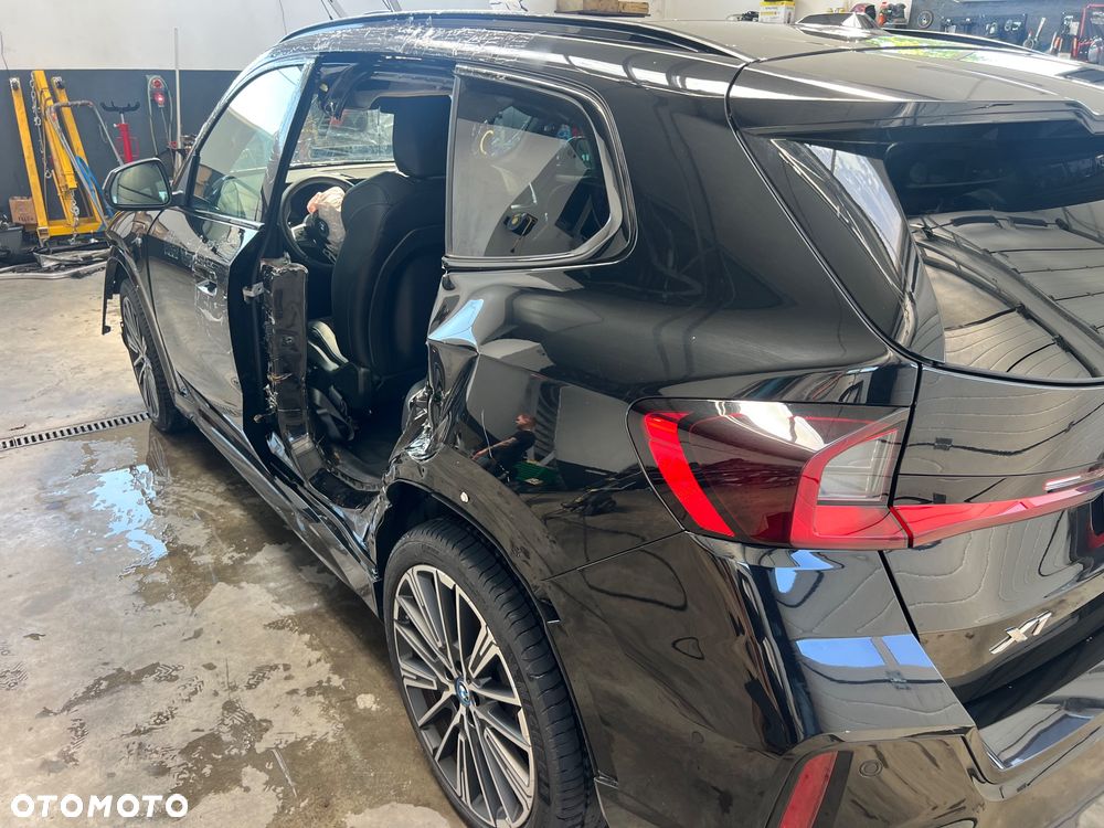 BMW X1 xDrive25e M Sportpaket - 17
