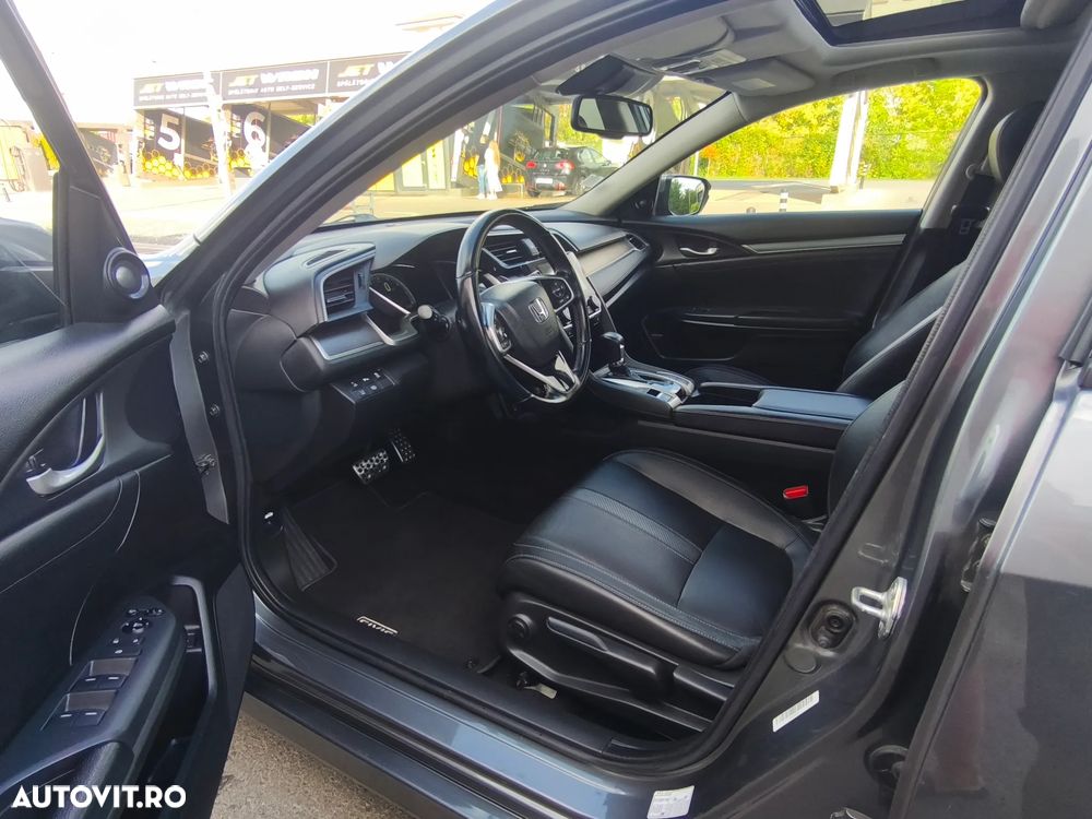 Honda Civic 1.5 VTEC Turbo CVT Executive - 11