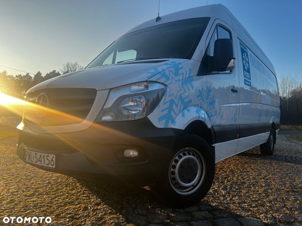 Mercedes-Benz Sprinter - 10