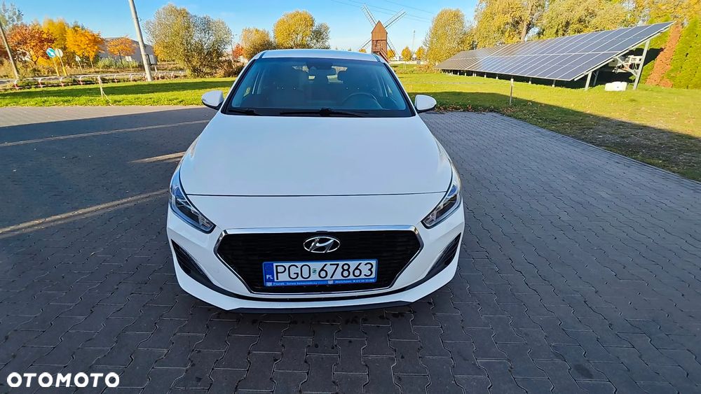 Hyundai i30 1.4 Comfort - 2