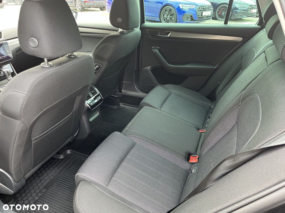 Skoda Superb 2.0 TSI Style DSG - 17