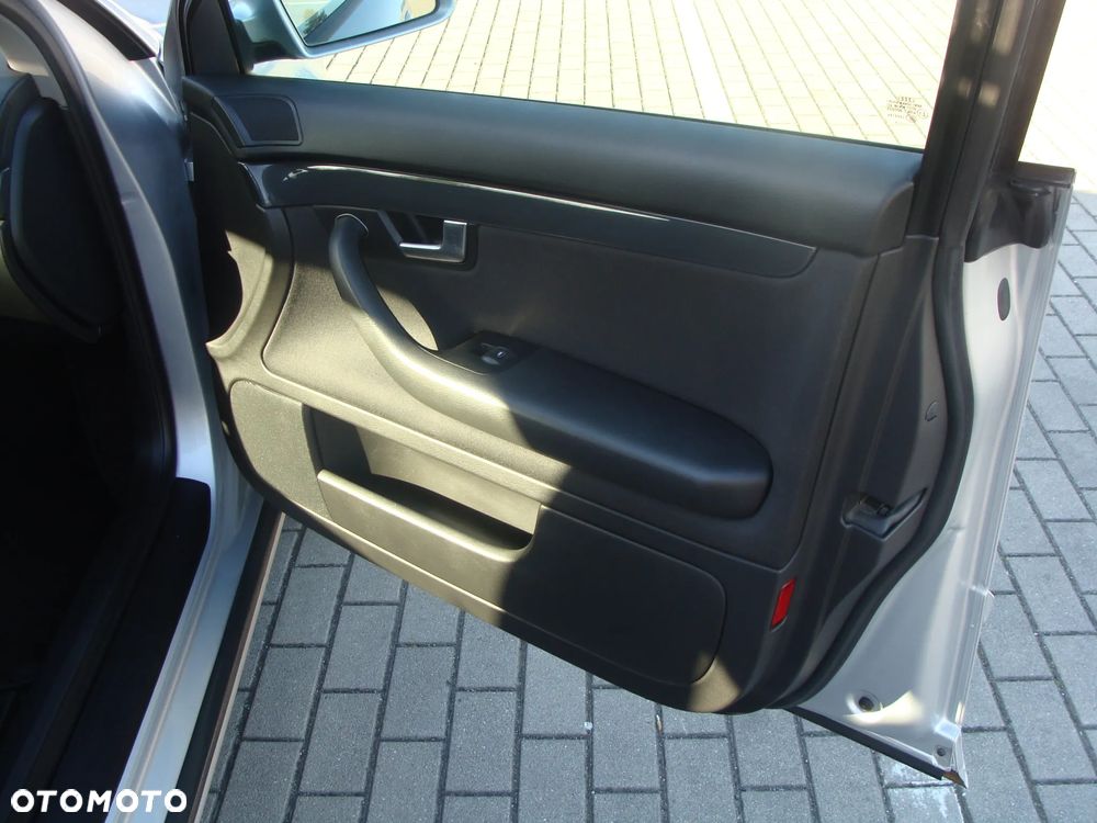 Audi A4 Avant - 12
