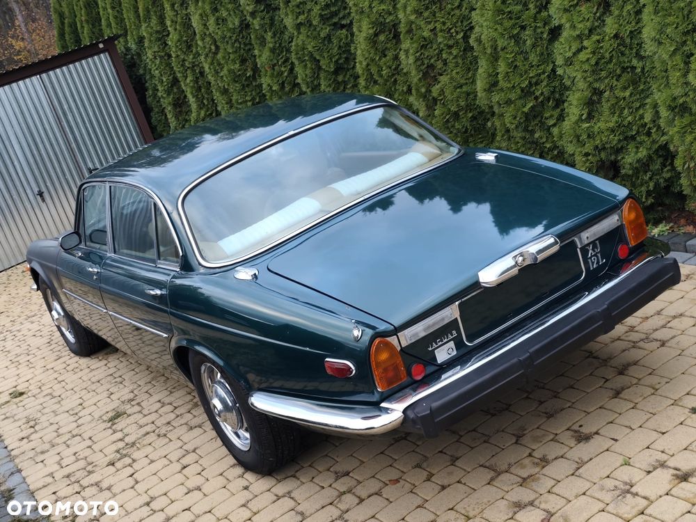 Jaguar XJ - 2