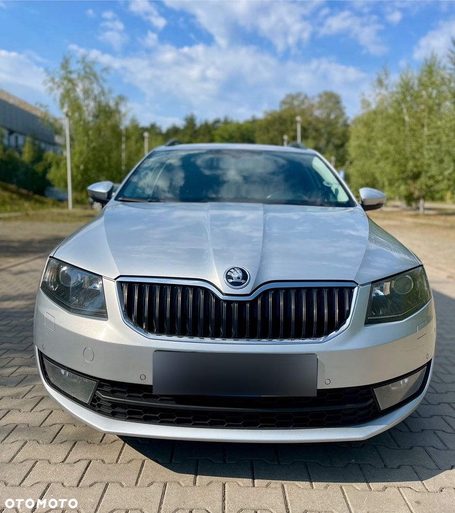 Skoda Octavia 2.0 TDI Ambition DSG - 1