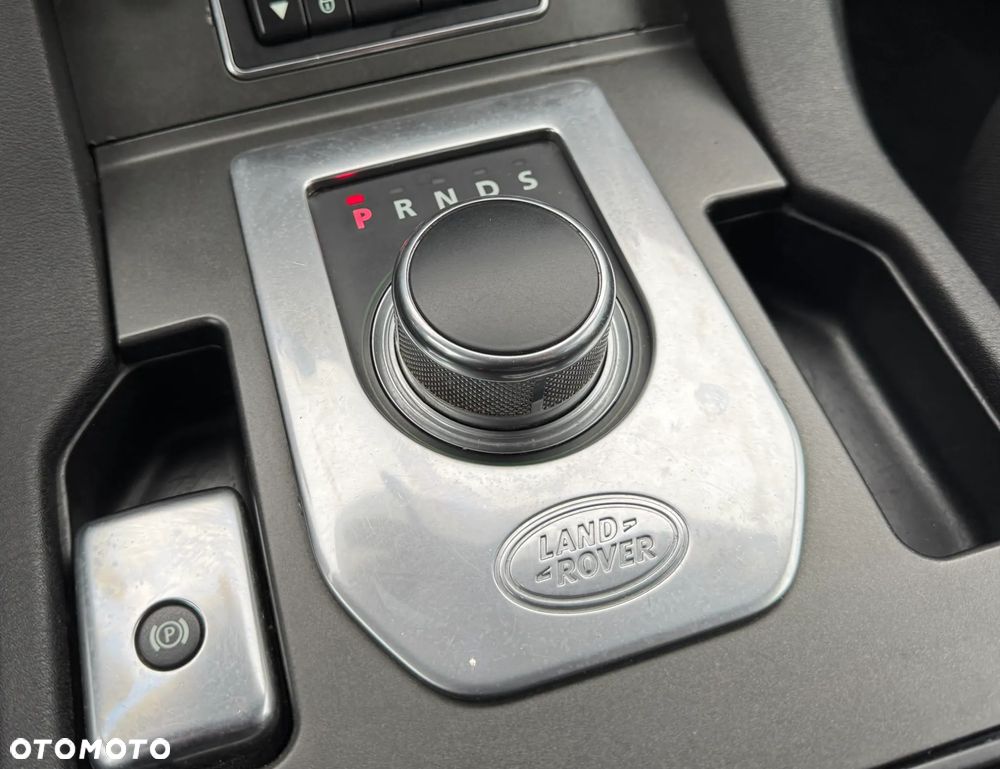 Land Rover Discovery 3.0D V6 S - 21