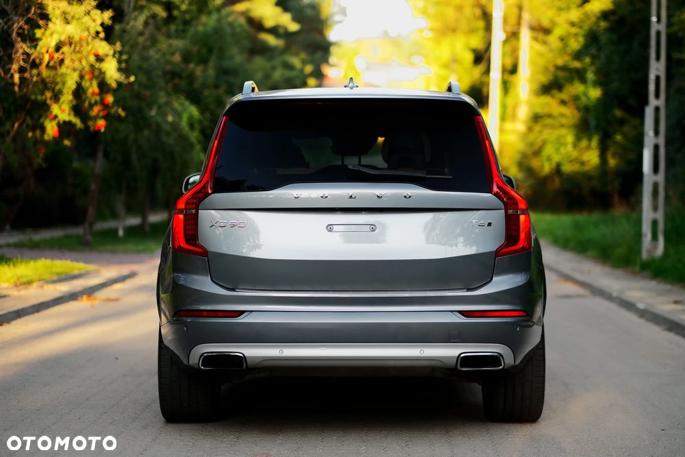 Volvo XC 90 T6 AWD Momentum - 8